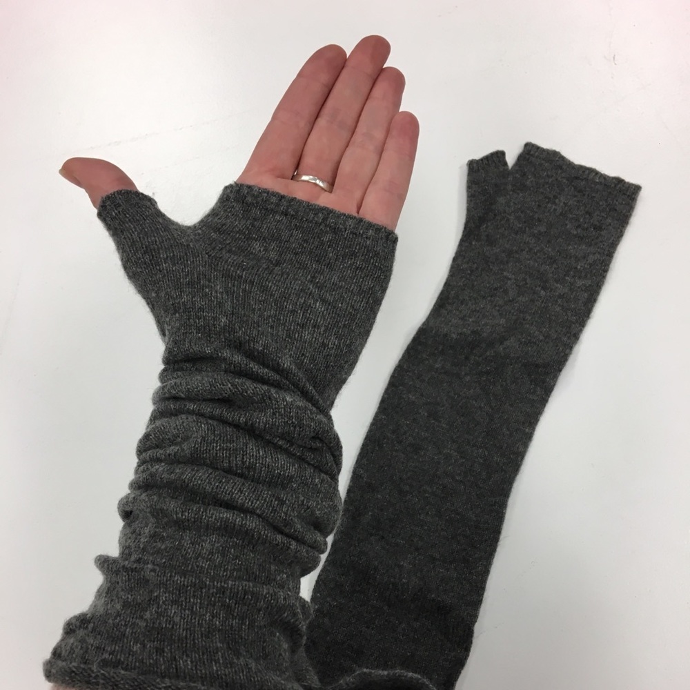 Deane & White gloves